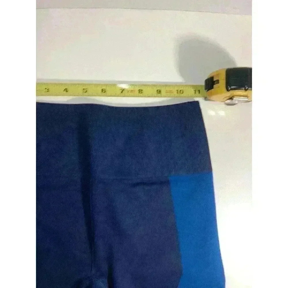 Fabletics High-Waisted Seamless Block Athletic Sh… - image 11